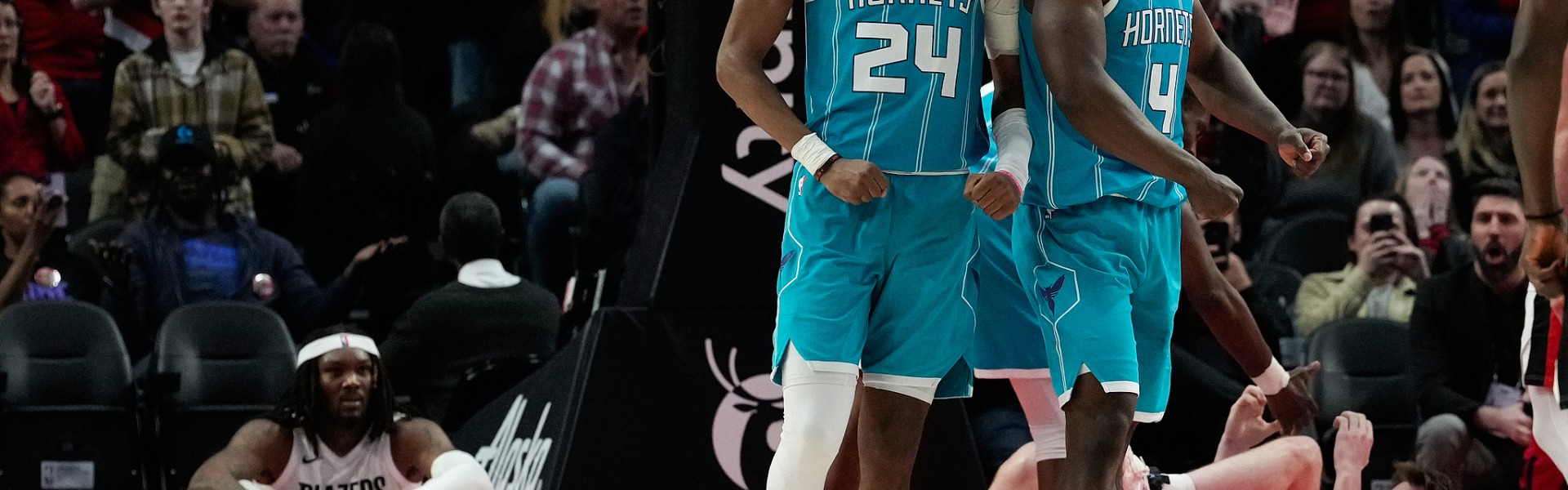 开云官网-米勒23+9阿夫迪亚22+7 黄蜂客场险胜开拓者