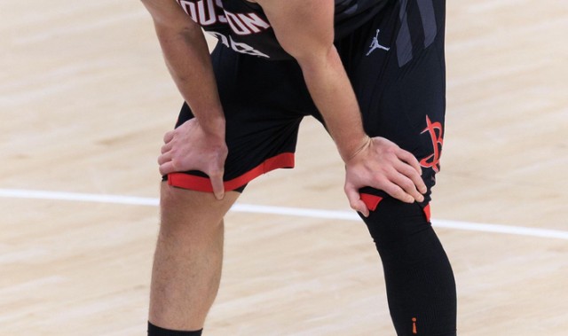 申京打得太差，自我批评，乌度卡犯错不敢承认，杜兰特看好谢泼德|火箭|投篮|凯文·杜兰特|费城76人队|阿尔佩伦-申京_新浪体育_新浪新闻