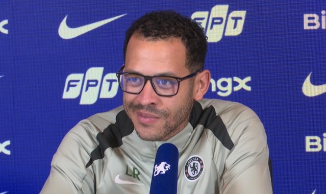 罗塞尼尔：埃苏戈训练滑倒将缺阵超1个月；拉维亚在回归路上