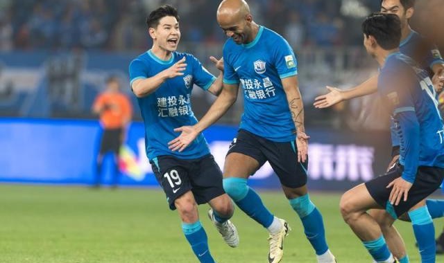 kaiyun-【中超】埃韦尔传射奥比勒耶首球 沧州3比1十人泰山